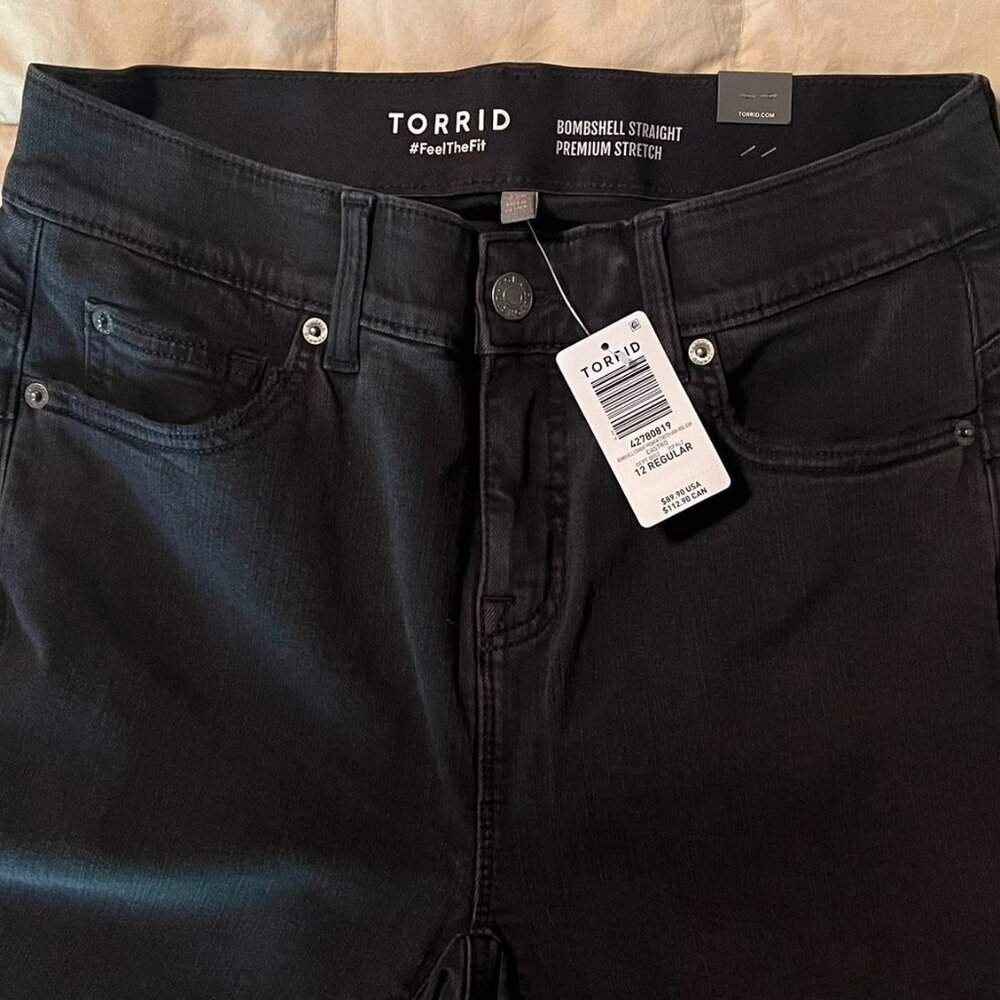 NWT Torrid black jeans Bombshell Straight Premium Stretch 12R
